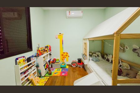 Apartamento à venda com 154m², 4 quartos e 2 vagas Apartamento à venda com 154m², 4 quartos e 2 vagasQuarto 03