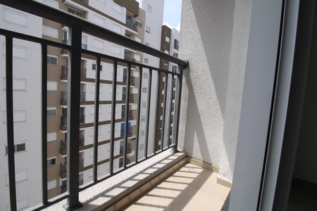 Apartamento para alugar com 38m², 2 quartos e 1 vagaSacada