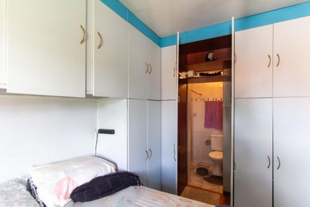 Casa à venda com 180m², 4 quartos e 1 vaga Casa à venda com 180m², 4 quartos e 1 vagaBanheiro da Suíte