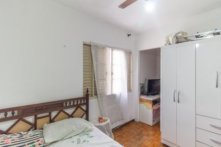 Casa à venda com 180m², 4 quartos e 1 vaga Casa à venda com 180m², 4 quartos e 1 vagaQuarto 2
