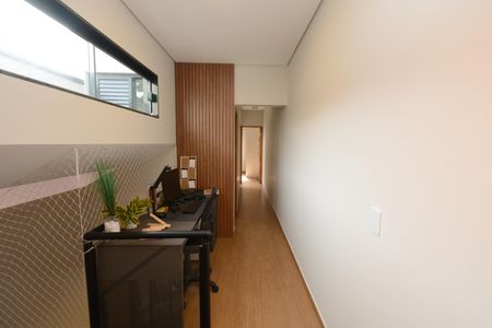 Casa à venda com 110m², 3 quartos e 2 vagasEscritório