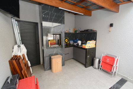 Casa à venda com 110m², 3 quartos e 2 vagasEspaço Gourmet