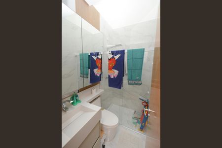 Casa à venda com 110m², 3 quartos e 2 vagasBanheiro