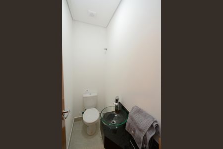 Casa à venda com 110m², 3 quartos e 2 vagasLavabo