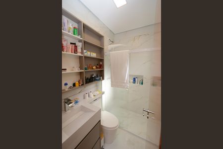 Casa à venda com 110m², 3 quartos e 2 vagasBanheiro da Suíte