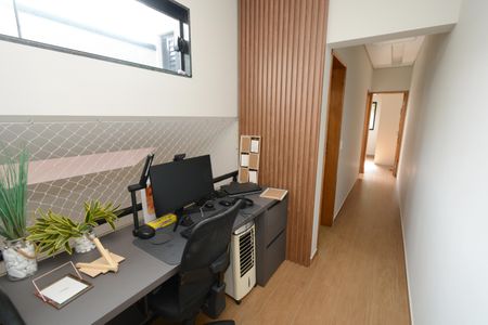 Casa à venda com 110m², 3 quartos e 2 vagasEscritório