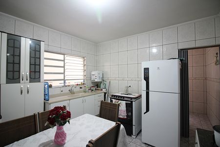 Casa à venda com 100m², 3 quartos e 2 vagasCozinha