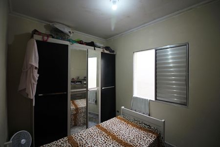Casa à venda com 100m², 3 quartos e 2 vagasQuarto 2