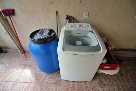 Casa à venda com 100m², 3 quartos e 2 vagasVaranda e Área de Serviço