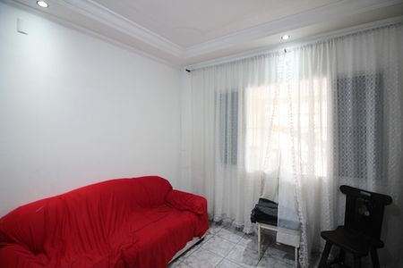 Casa à venda com 100m², 3 quartos e 2 vagasSala