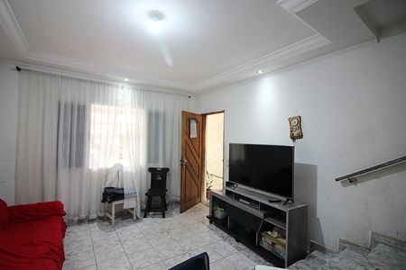 Casa à venda com 100m², 3 quartos e 2 vagasSala