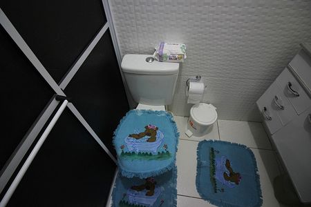 Casa à venda com 100m², 3 quartos e 2 vagasQuarto 3 - Suíte Banheiro