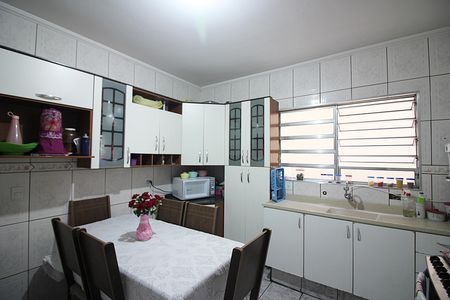 Casa à venda com 100m², 3 quartos e 2 vagasCozinha