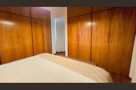 Apartamento à venda com 180m², 4 quartos e 3 vagasQuarto 01 - Suite