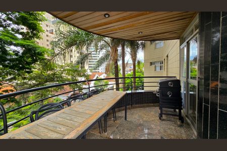 Apartamento à venda com 180m², 4 quartos e 3 vagasVaranda