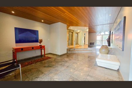 Apartamento à venda com 180m², 4 quartos e 3 vagasHall de entrada