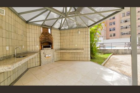 Apartamento à venda com 180m², 4 quartos e 3 vagasÁrea comum - Churrasqueira