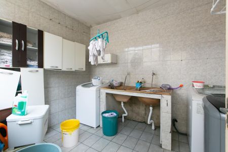 Casa à venda com 120m², 2 quartos e 2 vagas Casa à venda com 120m², 2 quartos e 2 vagasÁrea de Serviço