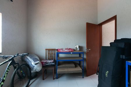 Casa à venda com 120m², 2 quartos e 2 vagas Casa à venda com 120m², 2 quartos e 2 vagasQuarto de Serviço