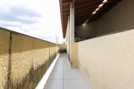 Casa à venda com 120m², 2 quartos e 2 vagas Casa à venda com 120m², 2 quartos e 2 vagasÁrea Externa