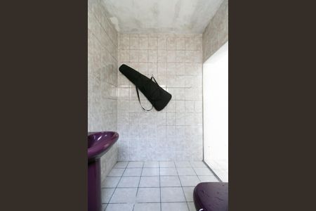 Casa à venda com 120m², 2 quartos e 2 vagas Casa à venda com 120m², 2 quartos e 2 vagasBanheiro 4