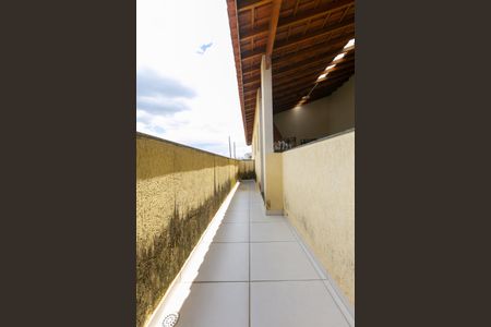 Casa à venda com 120m², 2 quartos e 2 vagas Casa à venda com 120m², 2 quartos e 2 vagasÁrea Externa