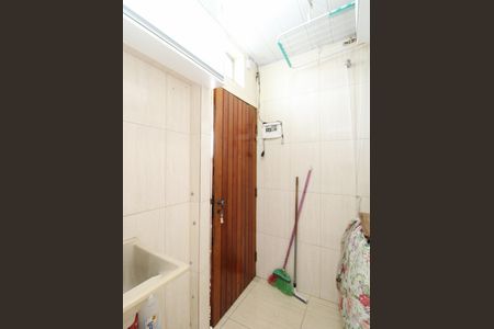 Casa à venda com 81m², 1 quarto e 1 vagaÁrea de Serviço