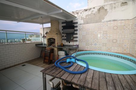 Apartamento para alugar com 121m², 3 quartos e 1 vagaPiscina