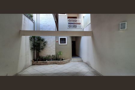 Casa à venda com 225m², 3 quartos e 2 vagas Casa à venda com 225m², 3 quartos e 2 vagasGaragem