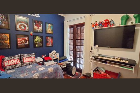 Casa à venda com 225m², 3 quartos e 2 vagas Casa à venda com 225m², 3 quartos e 2 vagasQuarto 2