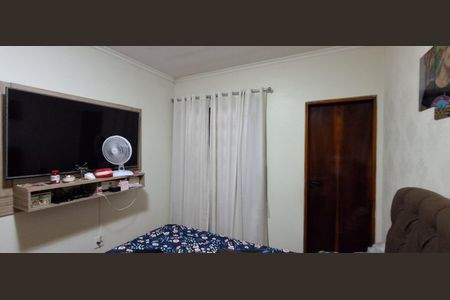 Casa à venda com 225m², 3 quartos e 2 vagas Casa à venda com 225m², 3 quartos e 2 vagasSuíte