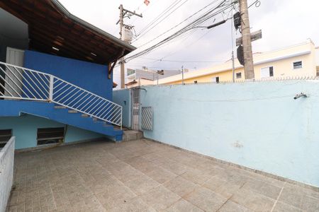Casa à venda com 140m², 3 quartos e 4 vagas Casa à venda com 140m², 3 quartos e 4 vagasQuintal