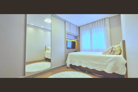 Casa de condomínio à venda com 265m², 5 quartos e 4 vagas Casa de condomínio à venda com 265m², 5 quartos e 4 vagasQuarto 3