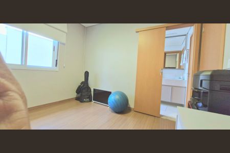 Casa de condomínio à venda com 265m², 5 quartos e 4 vagas Casa de condomínio à venda com 265m², 5 quartos e 4 vagasQuarto 1