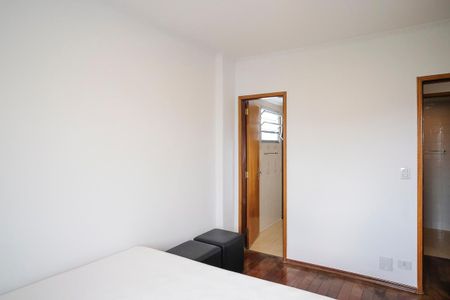 Apartamento à venda com 77m², 2 quartos e 1 vagaSuíte