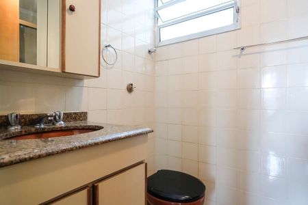 Apartamento à venda com 77m², 2 quartos e 1 vagaBanheiro