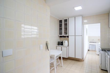 Apartamento à venda com 77m², 2 quartos e 1 vagaCozinha