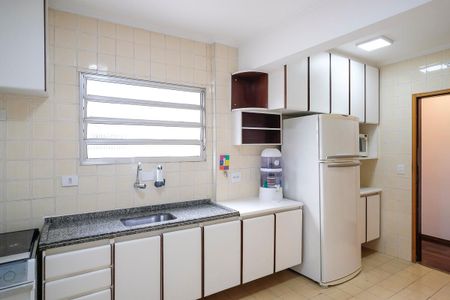 Apartamento à venda com 77m², 2 quartos e 1 vagaCozinha