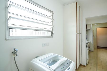 Apartamento à venda com 77m², 2 quartos e 1 vagaÁrea de serviço