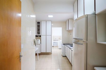 Apartamento à venda com 77m², 2 quartos e 1 vagaCozinha