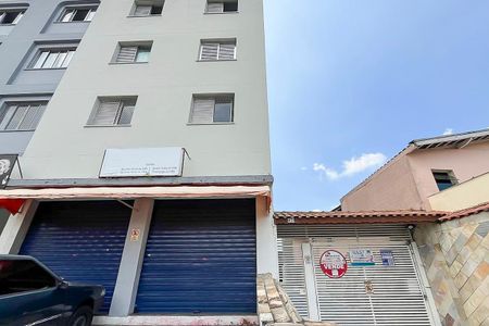 Apartamento à venda com 77m², 2 quartos e 1 vagaFachada + plaquinha
