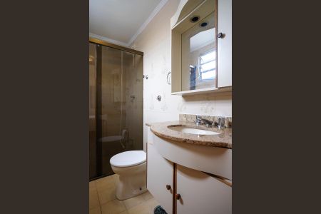 Apartamento à venda com 77m², 2 quartos e 1 vagaBanheiro da suíte