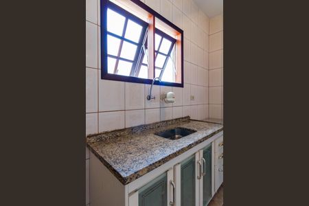 Casa à venda com 250m², 1 quarto e 2 vagasCozinha