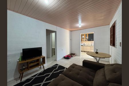 Casa à venda com 140m², 3 quartos e 2 vagas Casa à venda com 140m², 3 quartos e 2 vagasSala