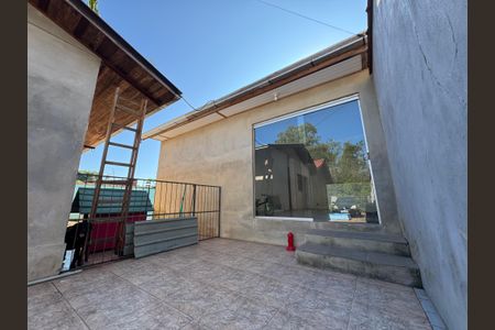 Casa à venda com 140m², 3 quartos e 2 vagas Casa à venda com 140m², 3 quartos e 2 vagasÁrea comum