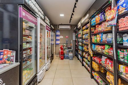 Apartamento à venda com 69m², 3 quartos e 1 vaga Apartamento à venda com 69m², 3 quartos e 1 vagaMercadinho