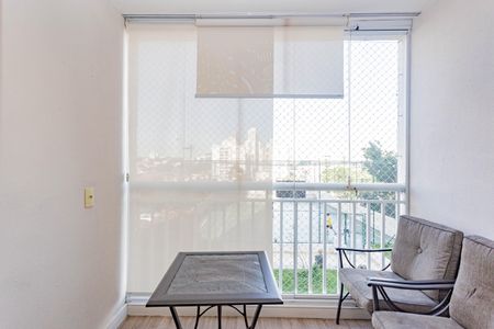 Apartamento à venda com 69m², 3 quartos e 1 vaga Apartamento à venda com 69m², 3 quartos e 1 vagaVaranda