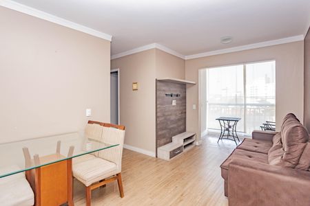 Apartamento à venda com 69m², 3 quartos e 1 vaga Apartamento à venda com 69m², 3 quartos e 1 vagaSala