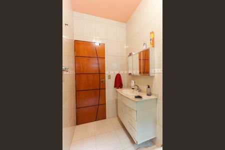 Casa para alugar com 100m², 3 quartos e 1 vaga Casa para alugar com 100m², 3 quartos e 1 vagaBanheiro 2