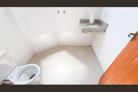 Casa à venda com 106m², 3 quartos e 3 vagas Casa à venda com 106m², 3 quartos e 3 vagasBanheiro da Suíte